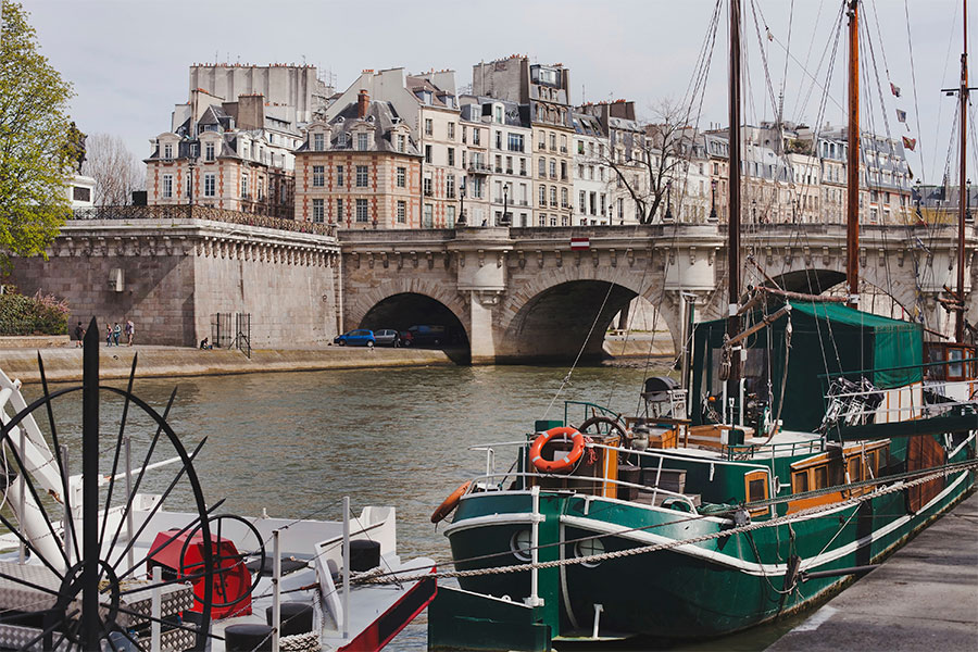 paris
