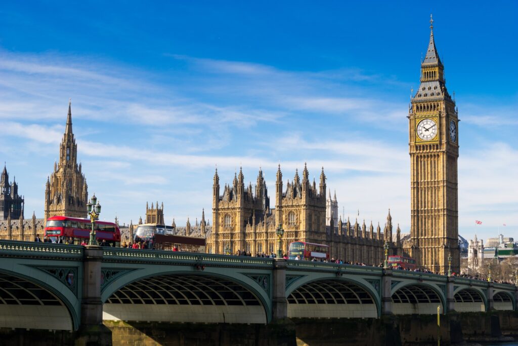 Reasons to Move to London